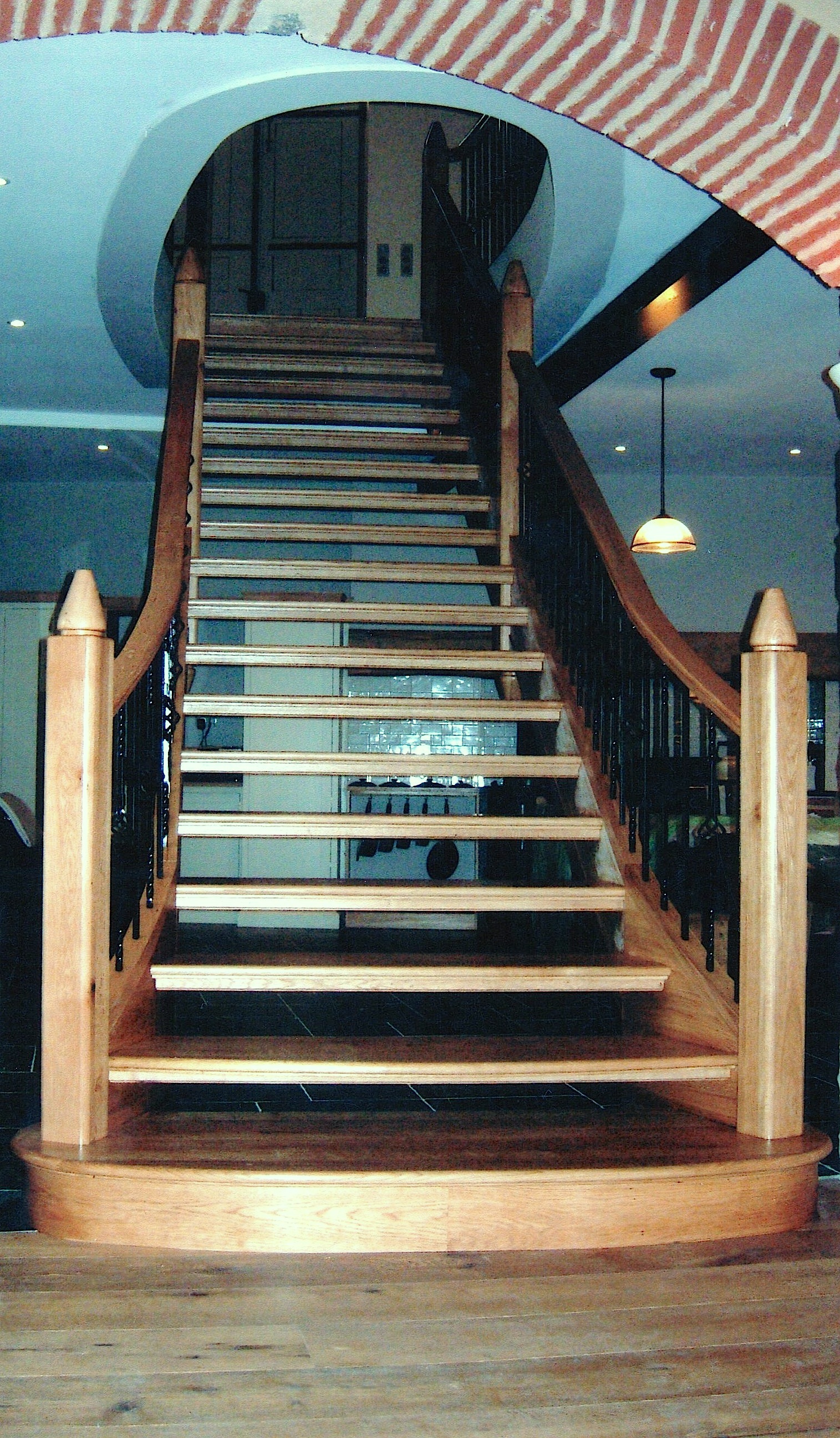 Solid-Oak-Staircase